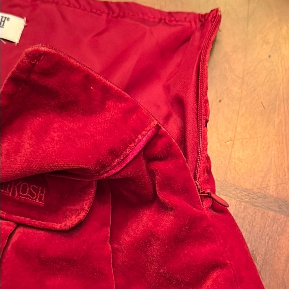 OSHKOSH B’GOSH Pleated Velvet Skirt, size 5 (little girls) - Picture 7 of 10